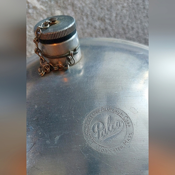 Antique Palco 2 Quart-er canteen with carrying satchel - Picture 3 of 8